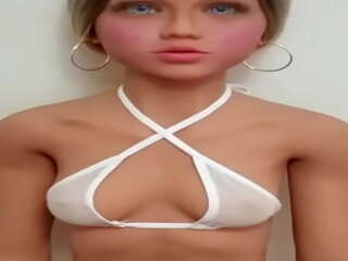 Аз имам мръсен видео с а delightful и очарователни млад секс кукла