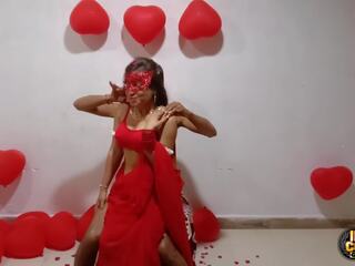 Valentines Day sex shows - Indian College young woman Valentines Day great porn With lover
