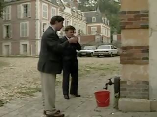 Tension in de huis van huid 1993 frankrijk vol vid dvd | xhamster