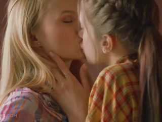 Ultrafilms hd nancy ace dan leah maus dalam yang sempurna lesbian lovemaking. sangat membangkitkan kanak-kanak perempuan!
