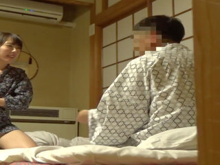 Verführung ein housekeeper die kam bis legen aus ein futon teil 2 | xhamster