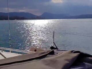 Risky اللسان في sailing قارب في اليونان, جنس فيلم دي | xhamster