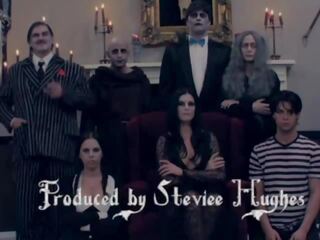 Addams عائلة الثلاثون ل باروديا كامل