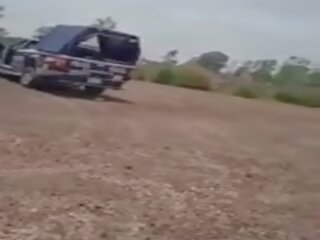 Policia flagrada fudendo na viatura, ελεύθερα σεξ βίντεο de | xhamster