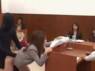 Japonesa galleta lawyer consigue follada por un invisible hombre