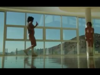 Sunny Leone - Workout